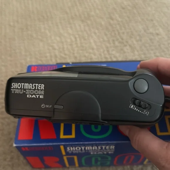 Ricoh Shotmaster Tru-Zoom Date 35mm Camera - Picture 3 of 9